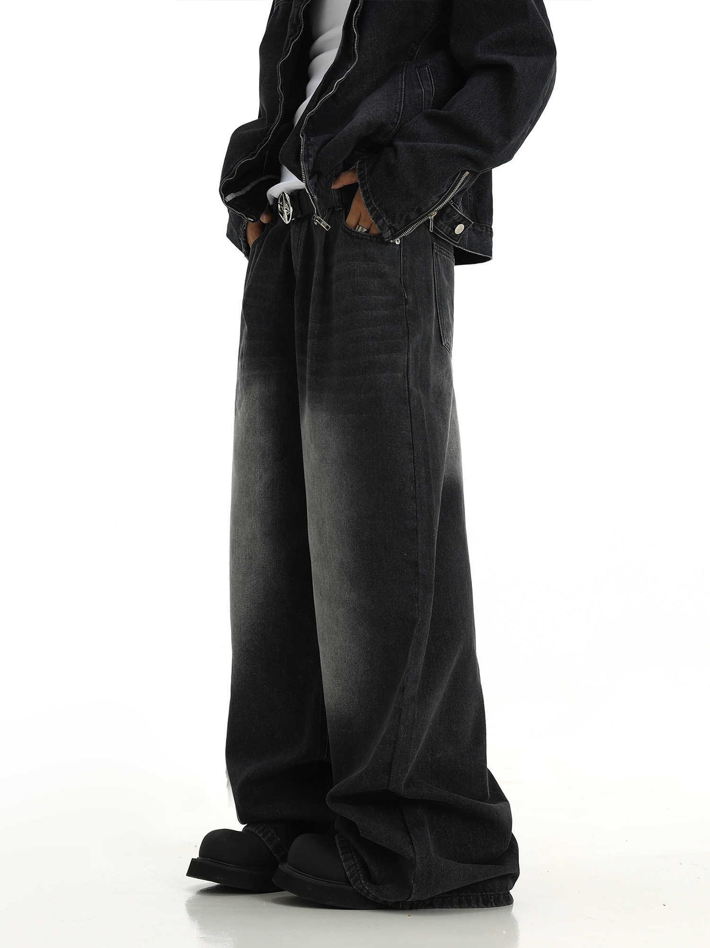 Black washed baggy jeans