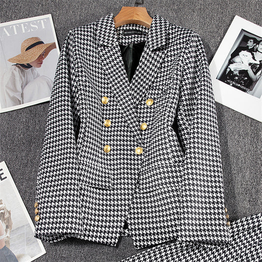Elegant Monochrome Blazer