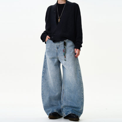Loose-fitting wide-leg jeans
