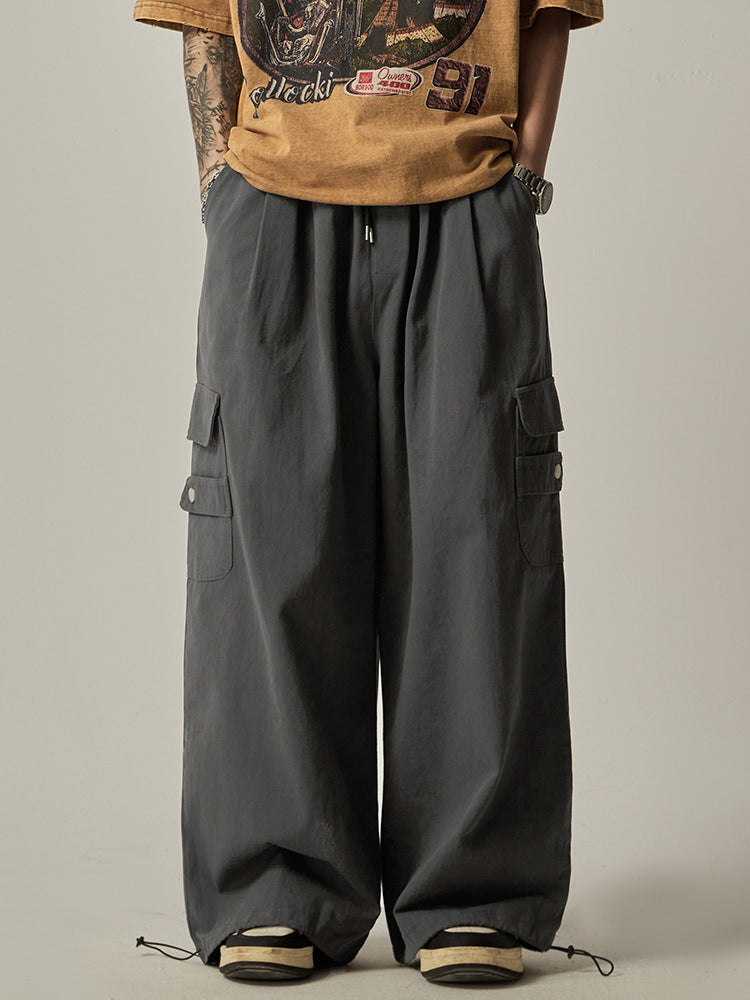 wide-legged cargo pants in blue and gray